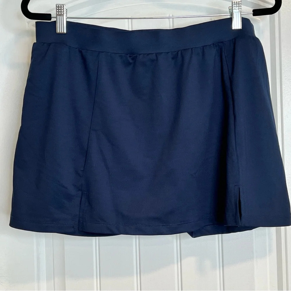 Tail Classic Navy Tennis Skort with Pockets. Size XL.